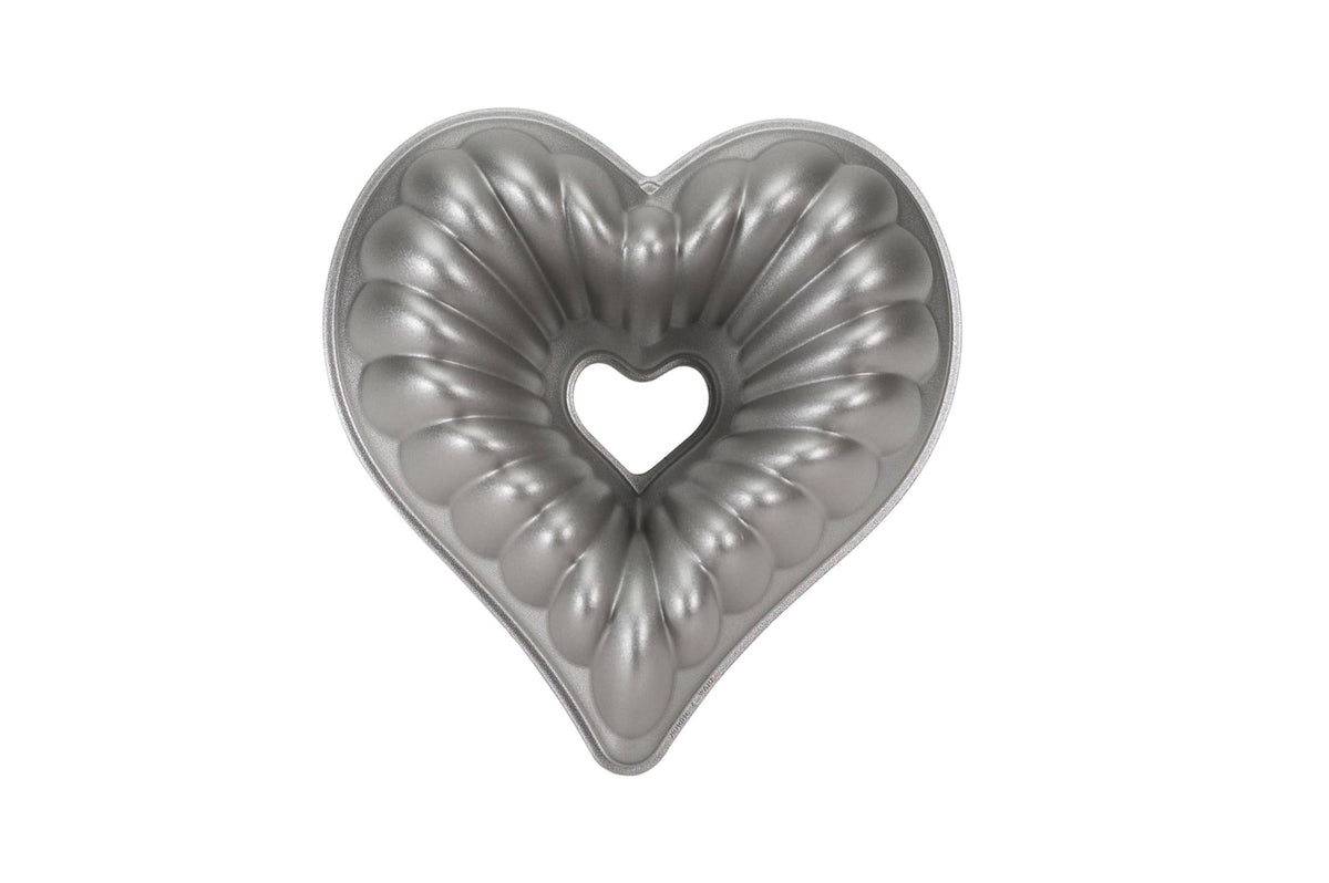 Aluminum Heart Bundt Cake Pan A437