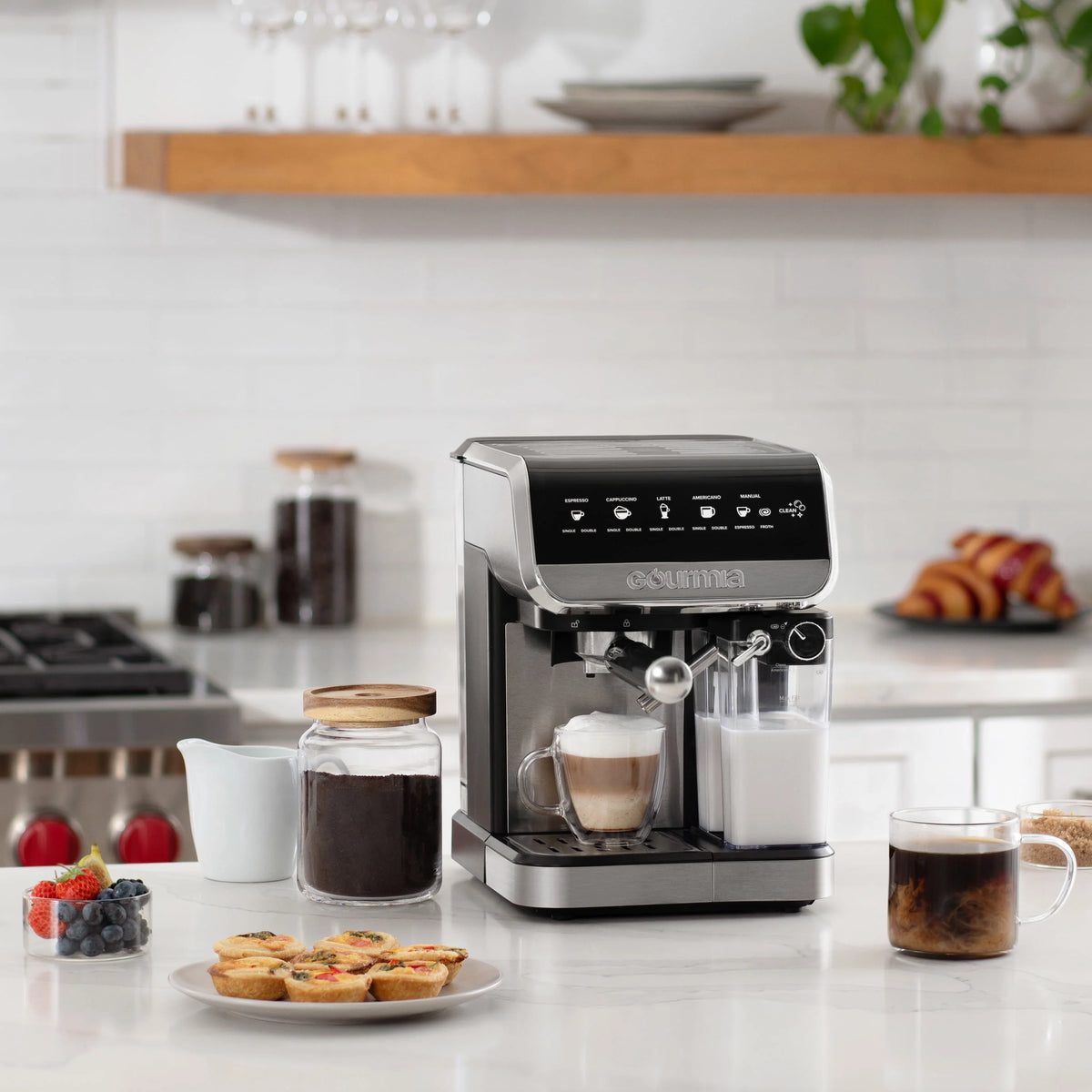 Espresso, Cappuccino, Latte & Americano Maker with Automatic Frothing O646752