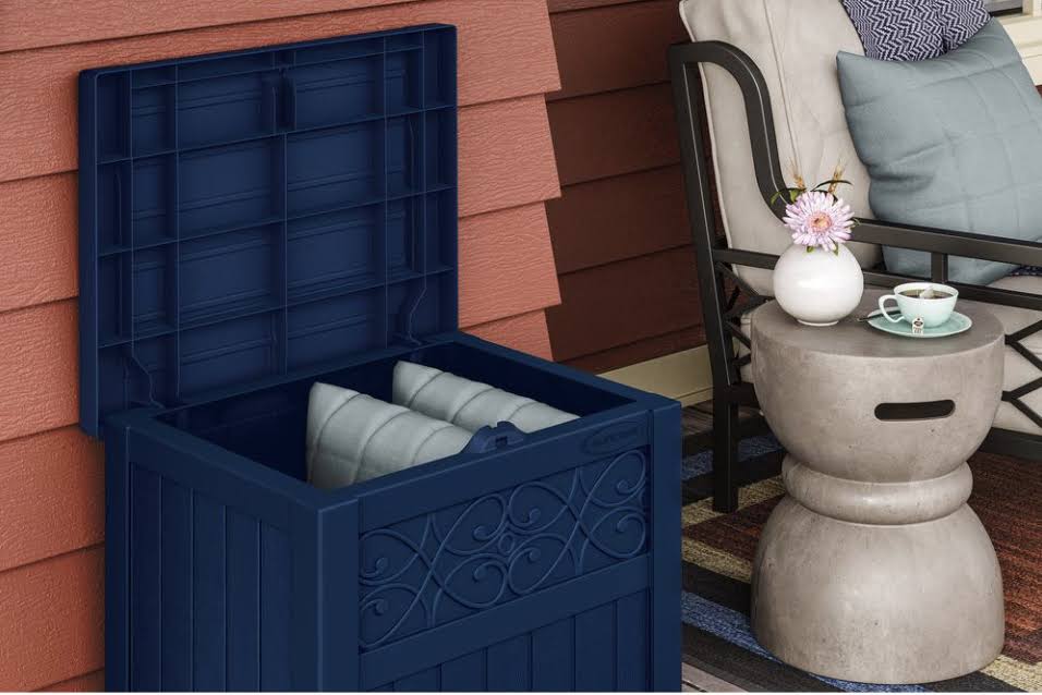 Navy Blue 22 gal. Resin Deck Box S661