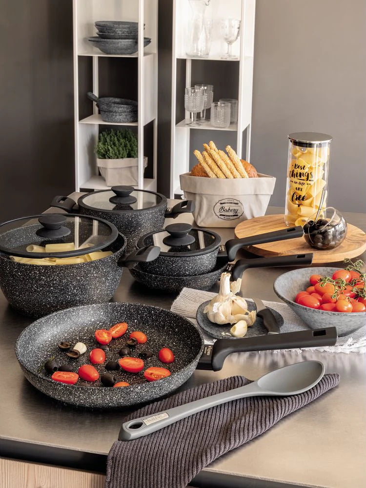 Casserole with Lid 16cm X9205