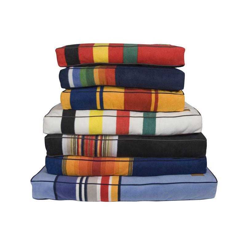 Pet Bed R365549