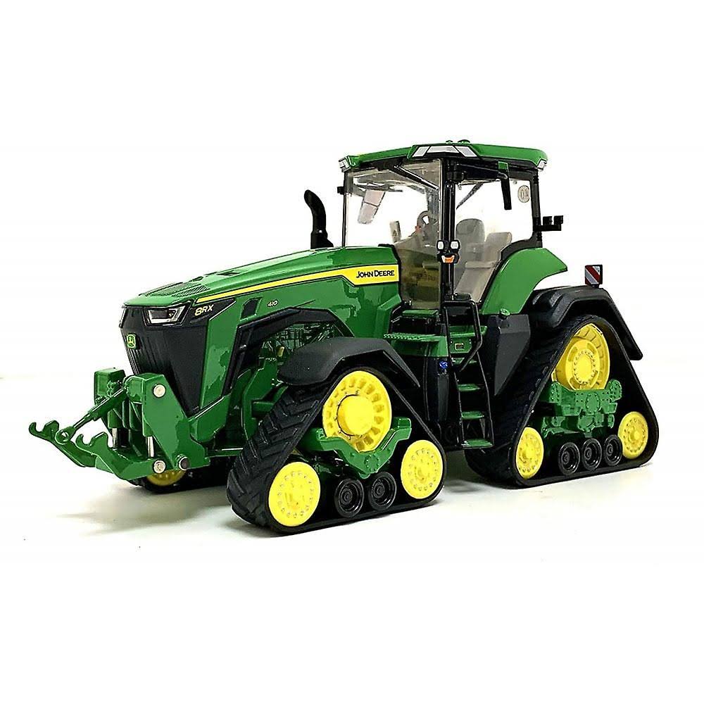 1:32 Row Crop Tractor F8800